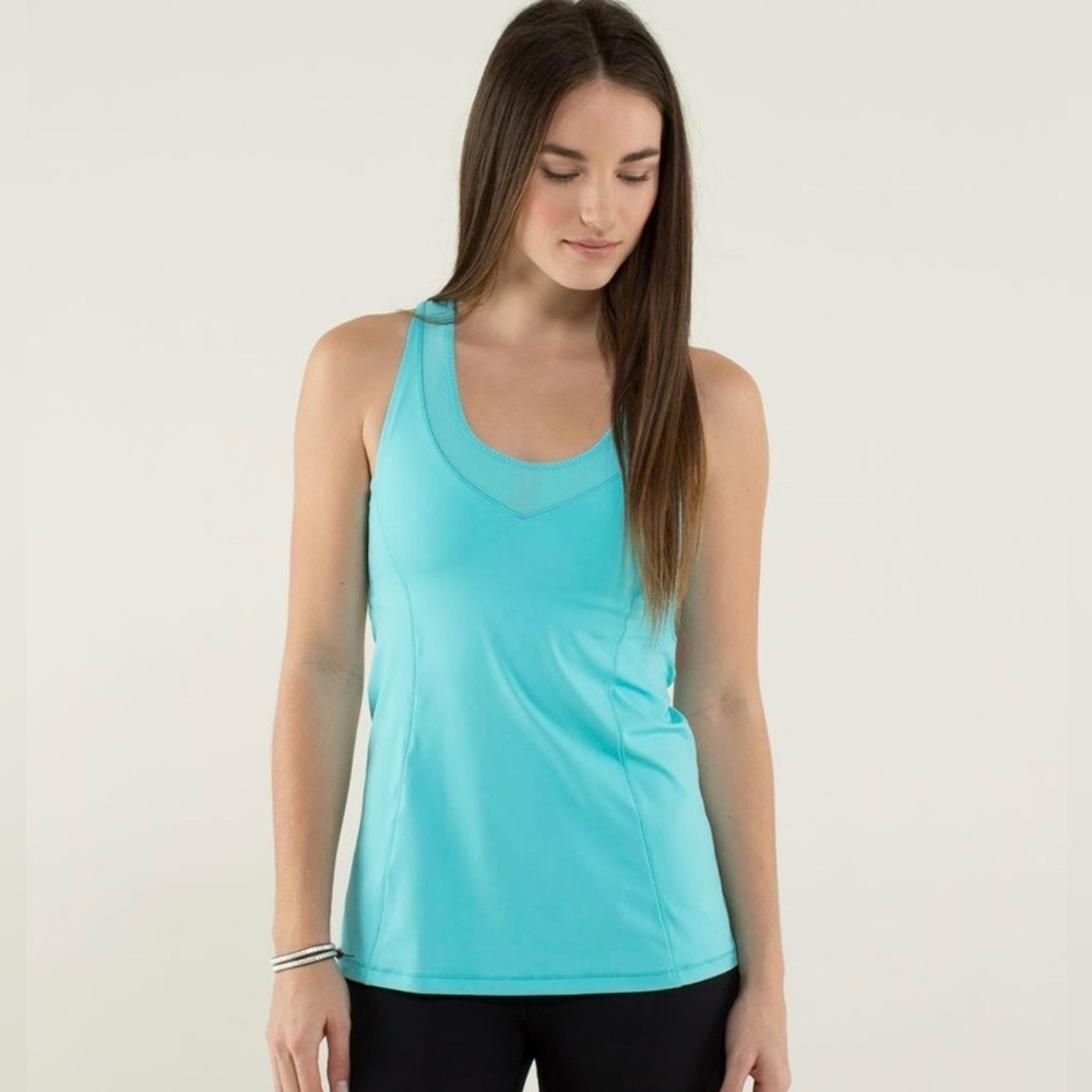 Lululemon Tone It Tank Top Size 2 Angel Blue Built in Bra Cut Out Back Racerback